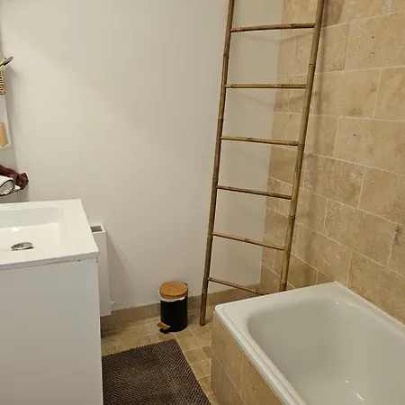 Les Calanques D Or 3 P Vue Appartement Antibes
