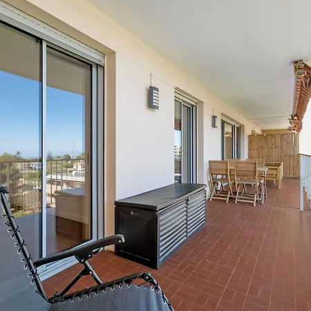 Appartement Les Calanques D Or 3 P Vue Antibes